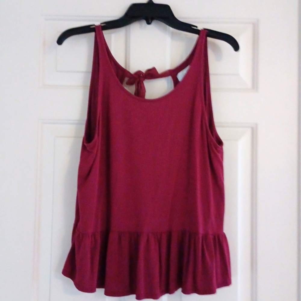14th & Union Purple Top, size Medium